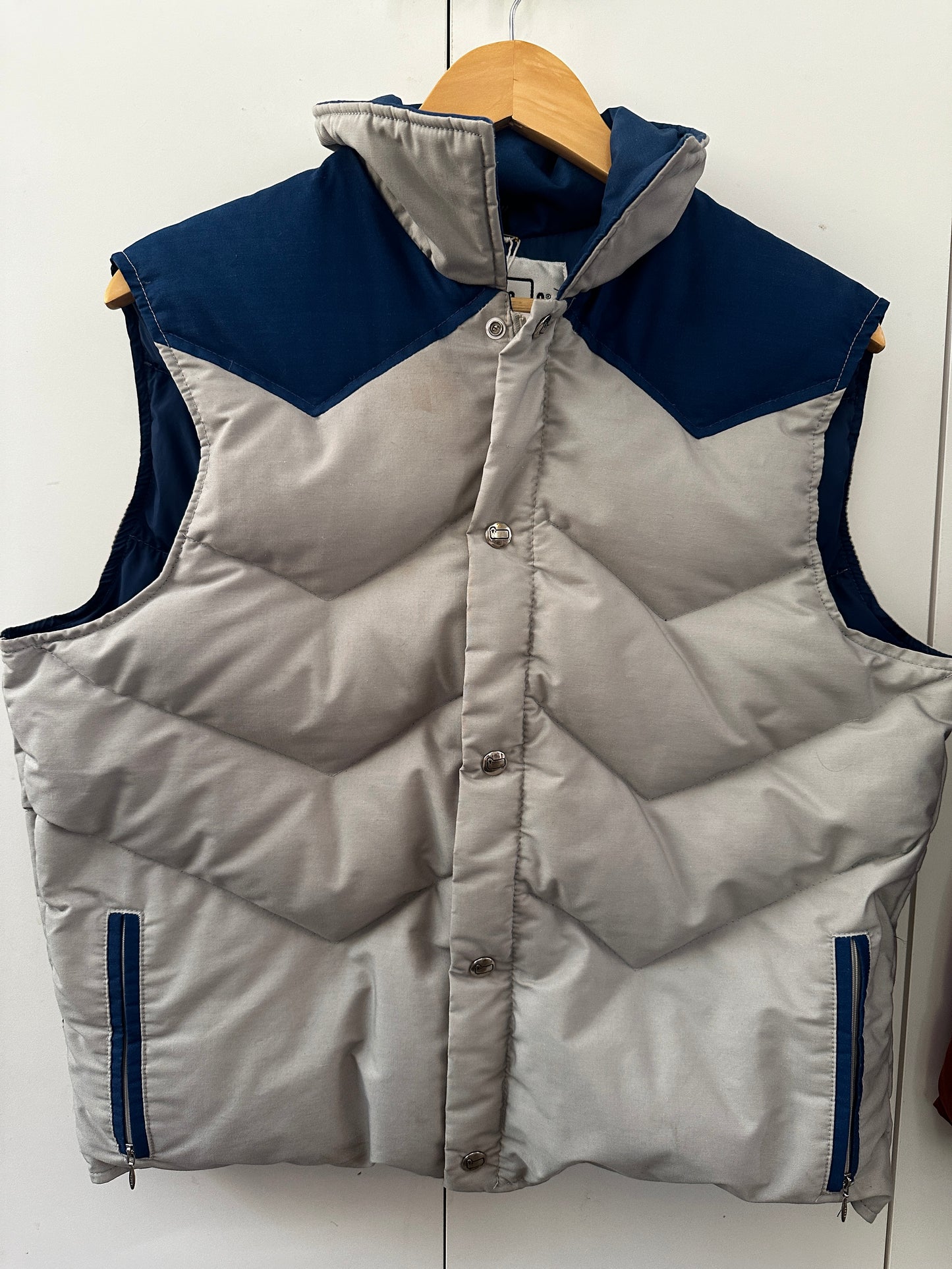 Woolrich Grey Down Puffy Vest