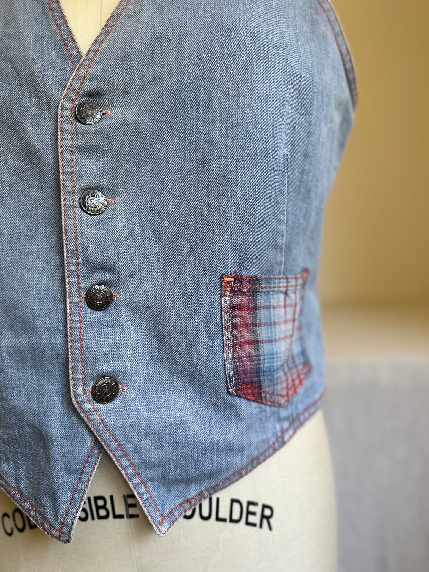 Faded Glory Denim Vest With Plaid Pockets