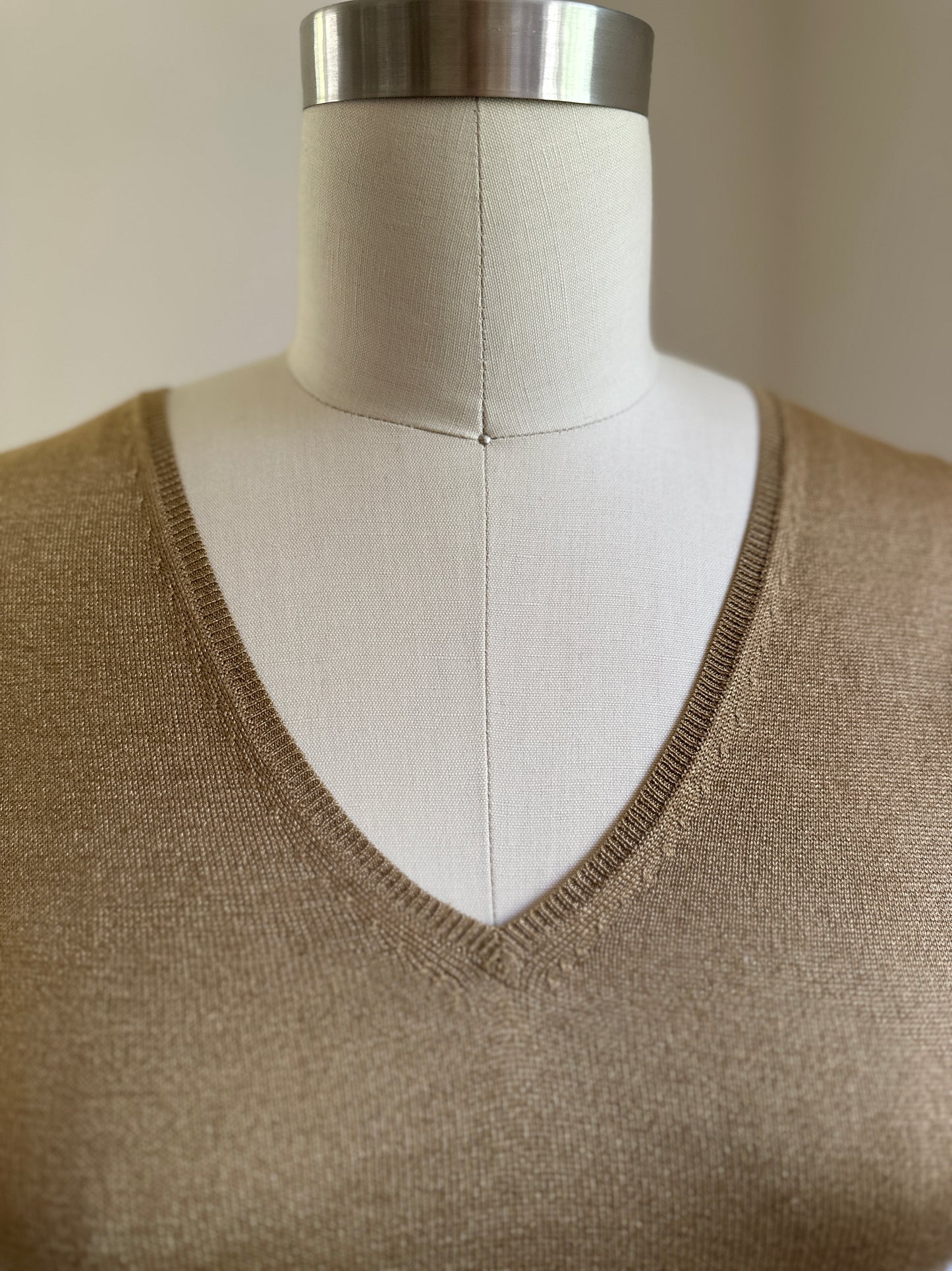 Brooks Brothers Gold Sleeveless V Neck