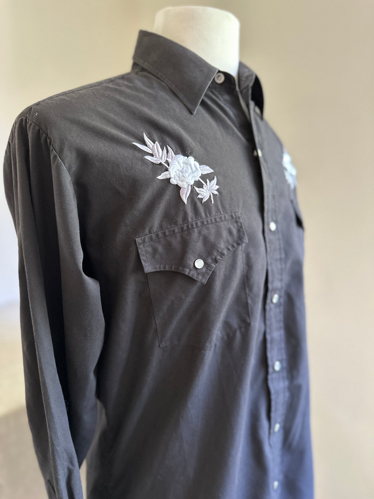 Plains Westerner Western Snap