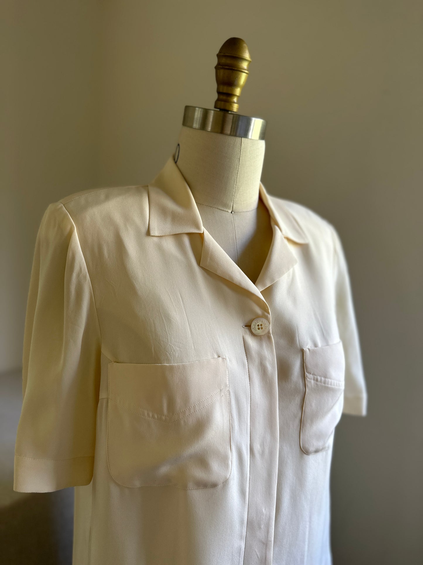 Ida Scratch Cream Silk One Button Blouse