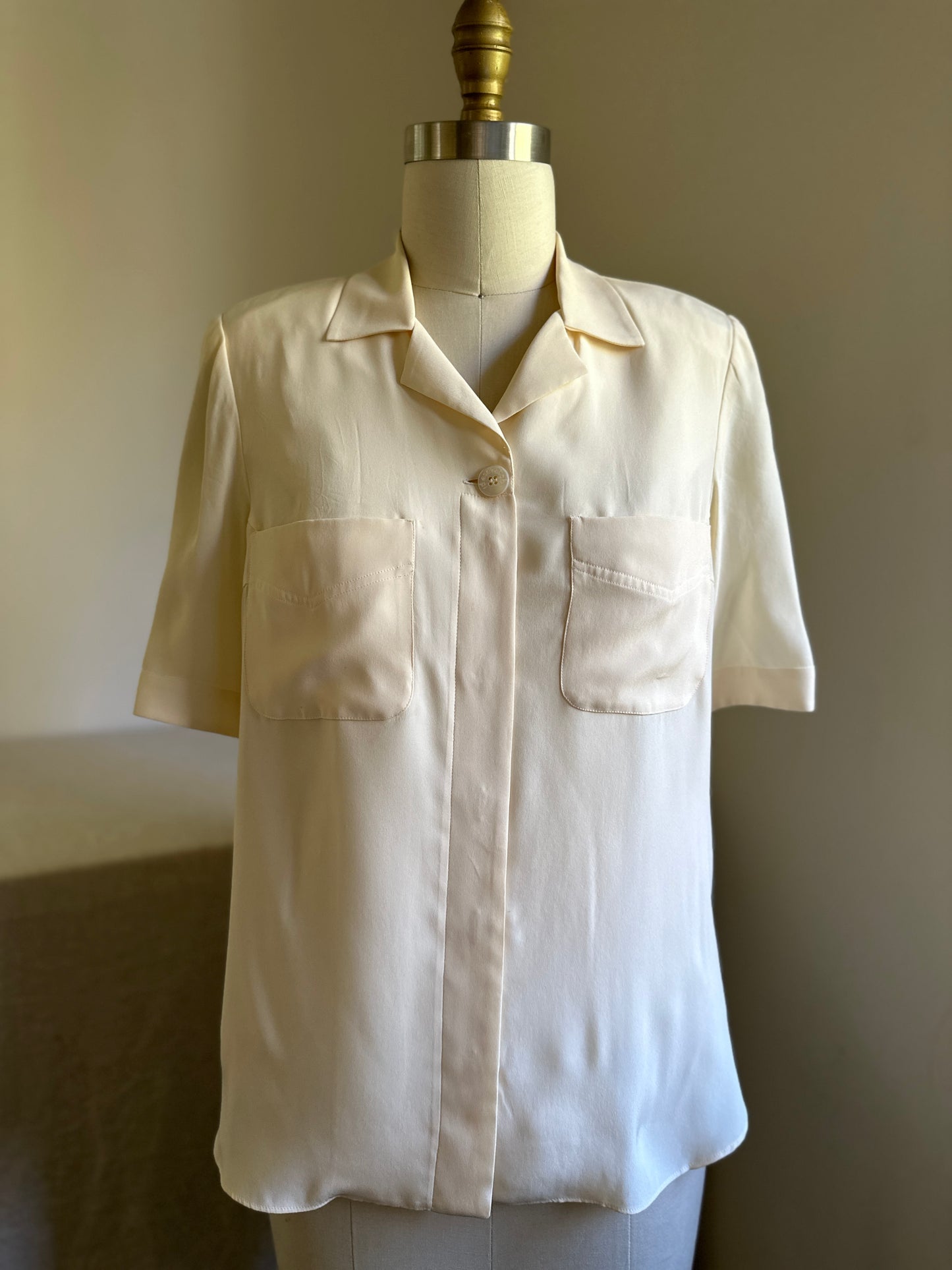 Ida Scratch Cream Silk One Button Blouse