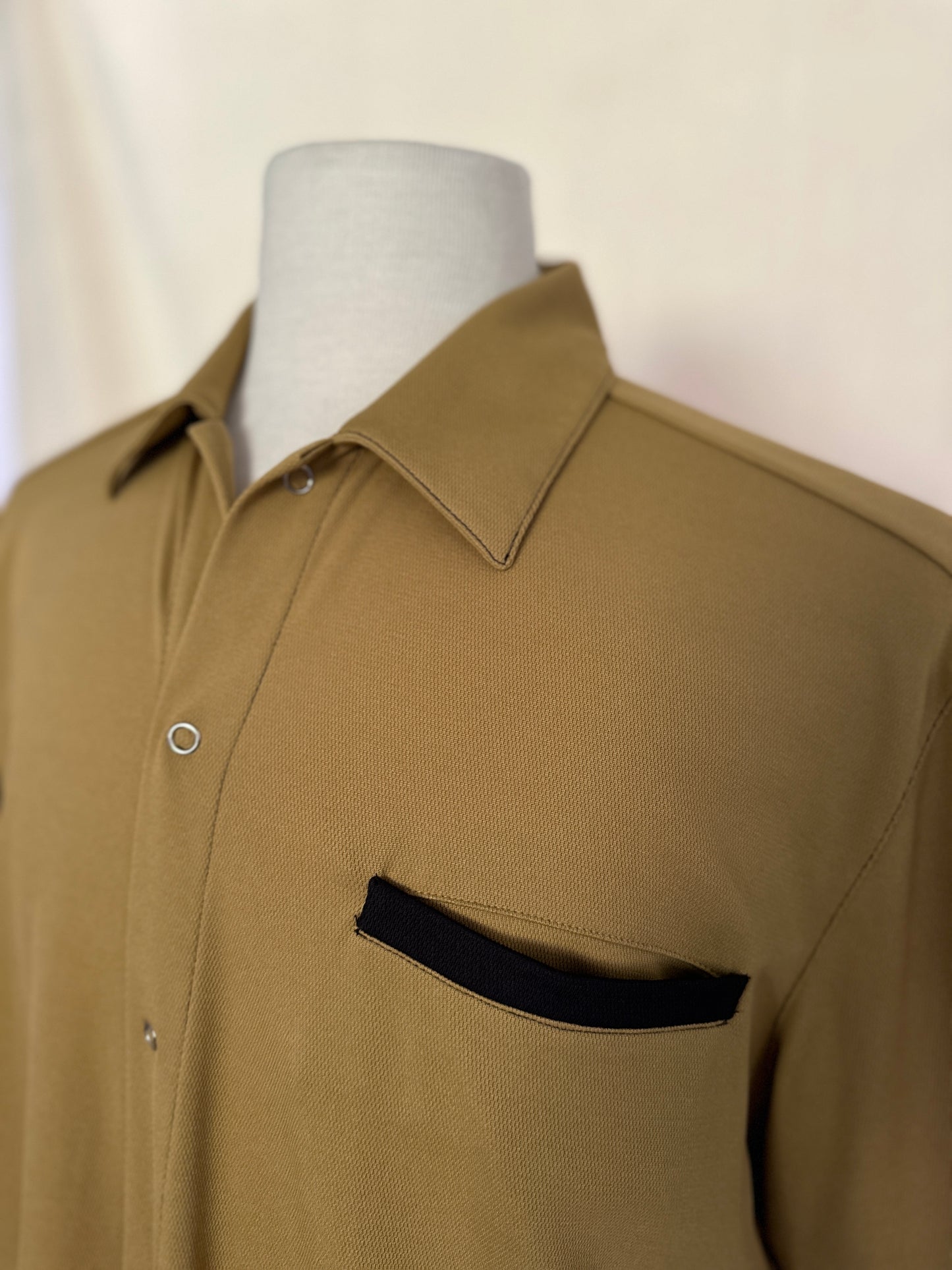 Brown Short Sleeve Snap Up