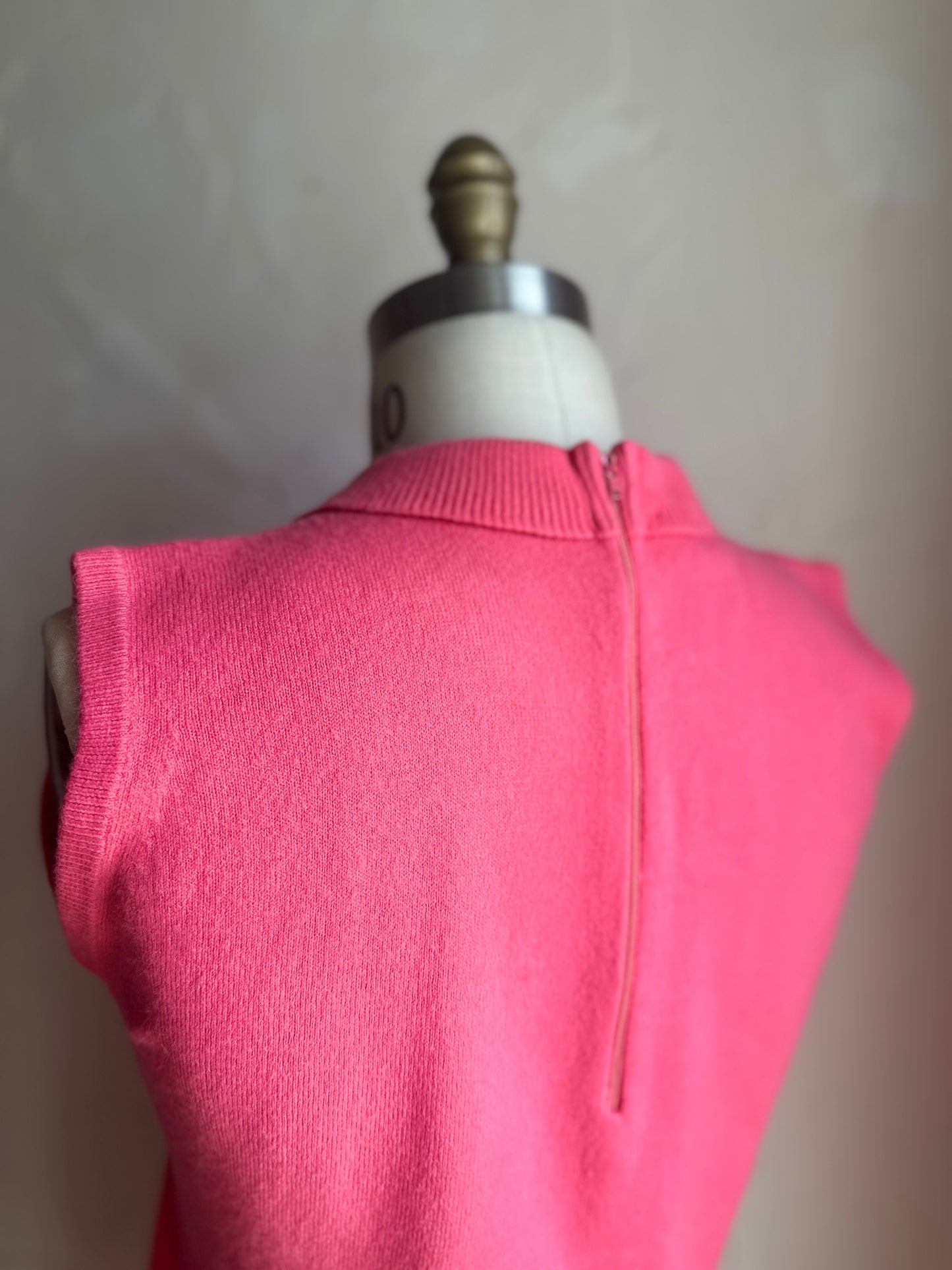 Bermuda Pink Sleeveless Sweater