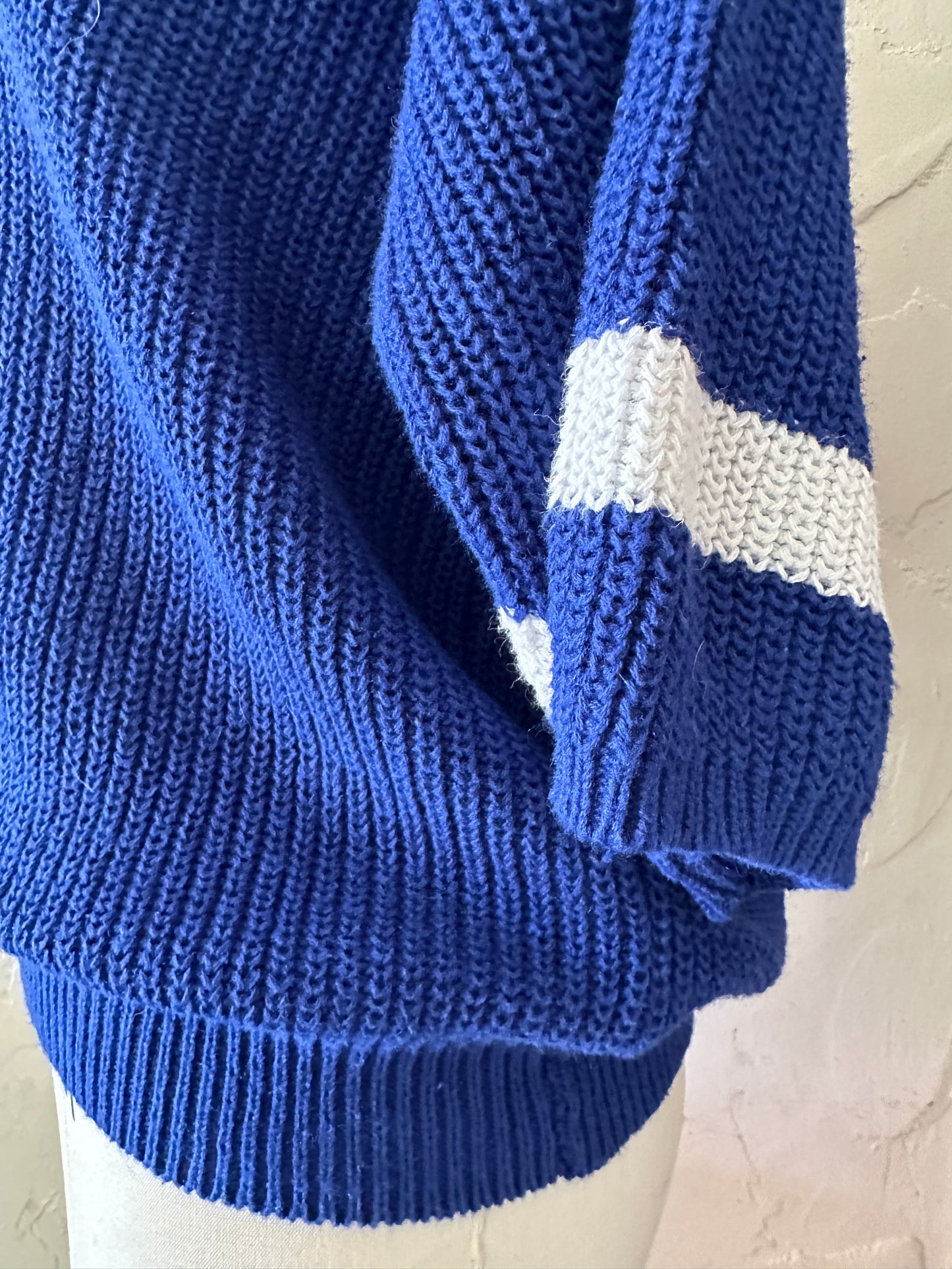 Cobalt Blue V-neck Short Sleeved Sweater