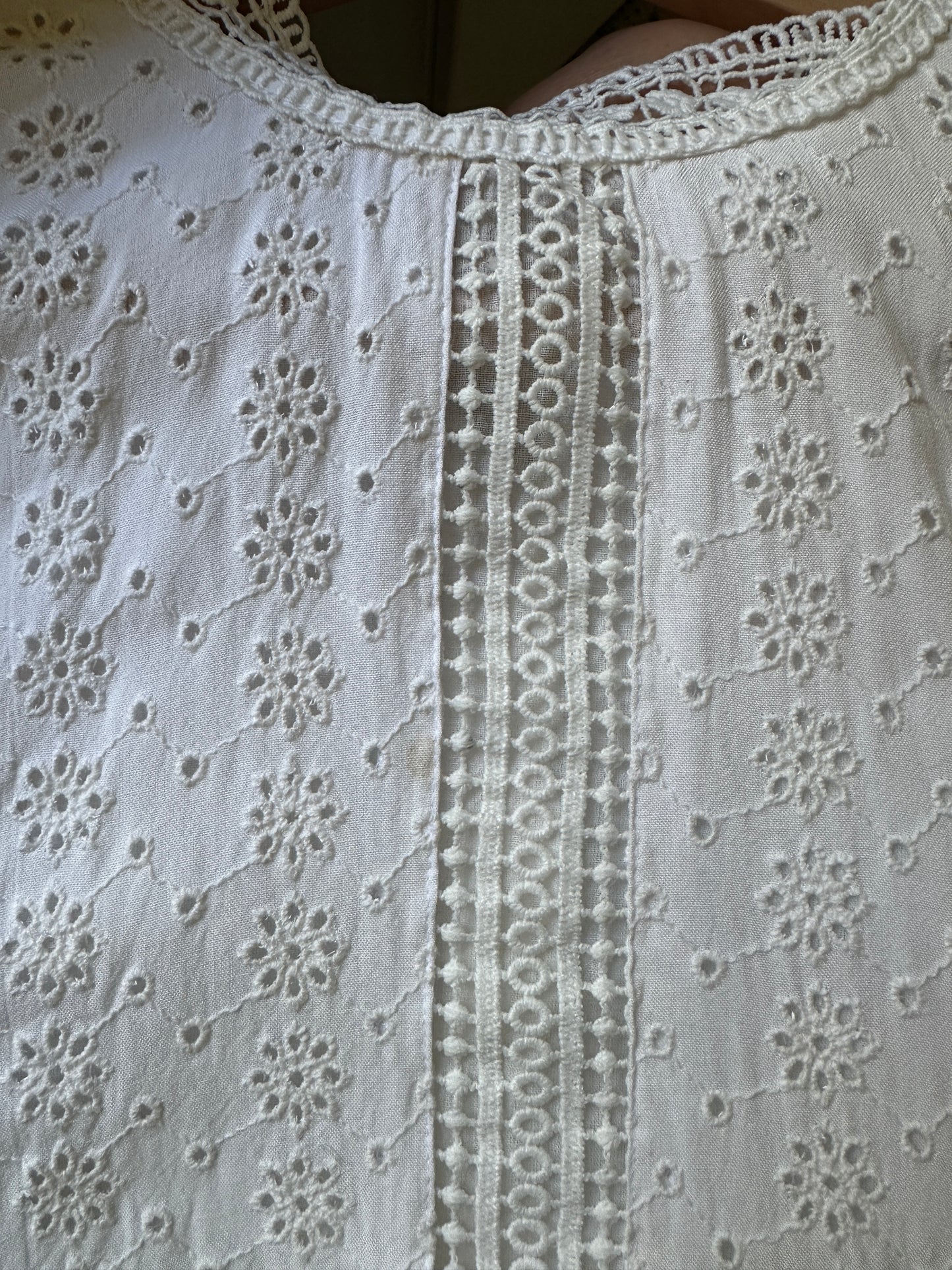 White Eyelet Sleeveless Crop