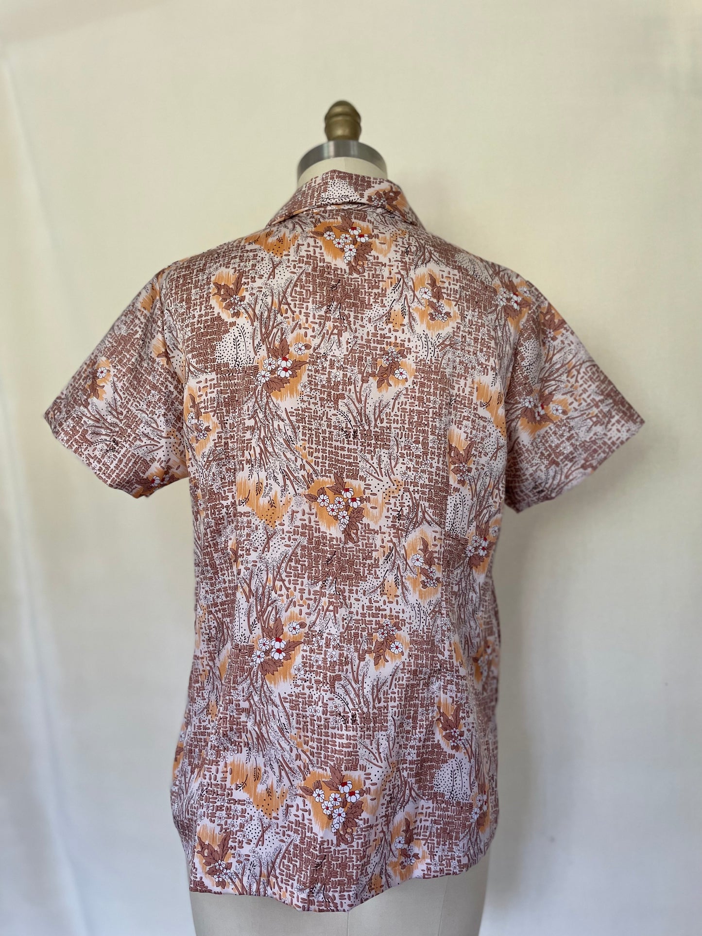 Subtle Cotton Short-Sleeved Button-Up