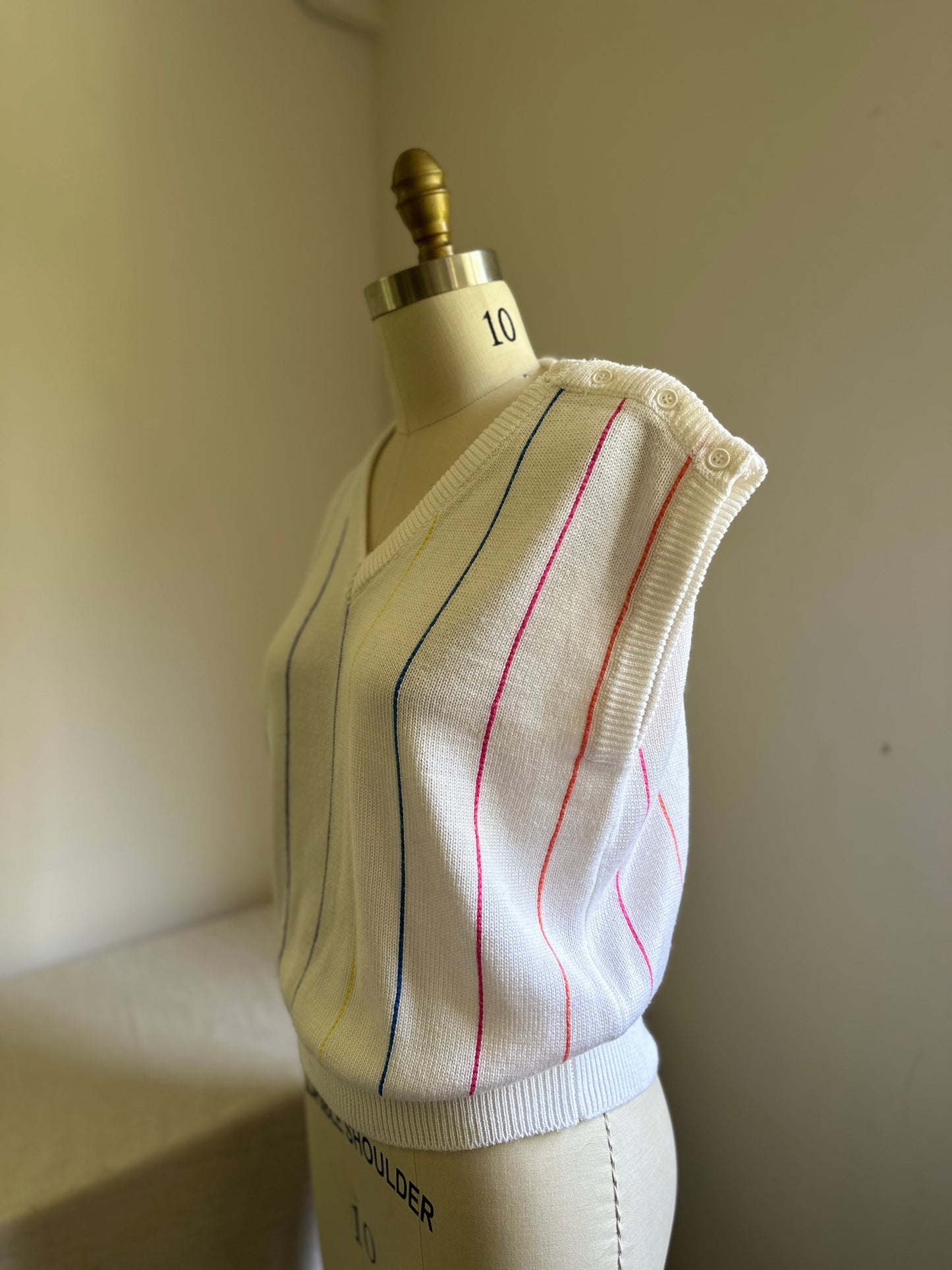 Jantzen White Colored Stripe V-Neck sweater
