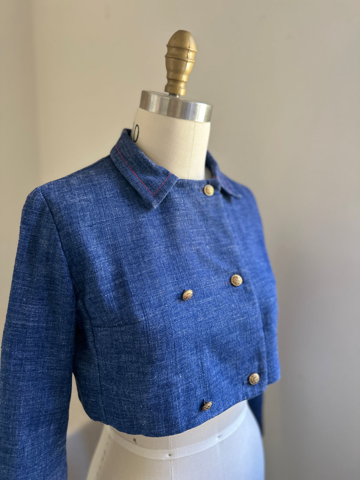 Ardee California Sportswear Blue Linen Cropped Jacket with Brass Buttons