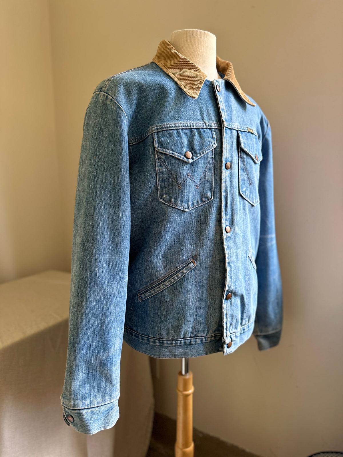 Wrangler No-Fault Denim Blanket Lined Trucker Jacket