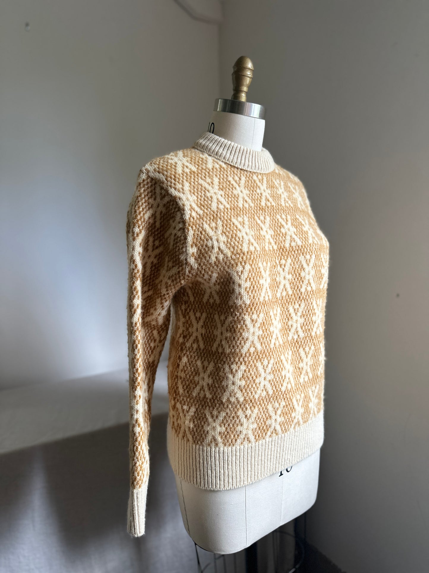 Pendleton Yellow and Cream Crewneck Wool Sweater