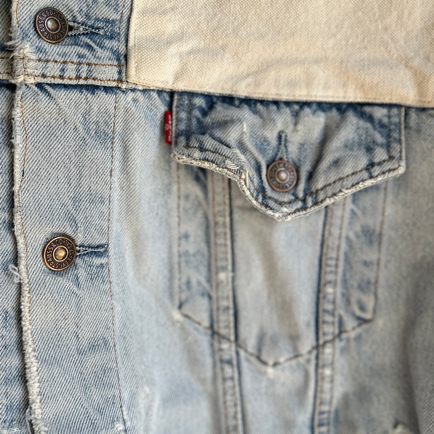 Levi's Two-Tone 90's  Well Worn Trucker Denim Trucker Jacket