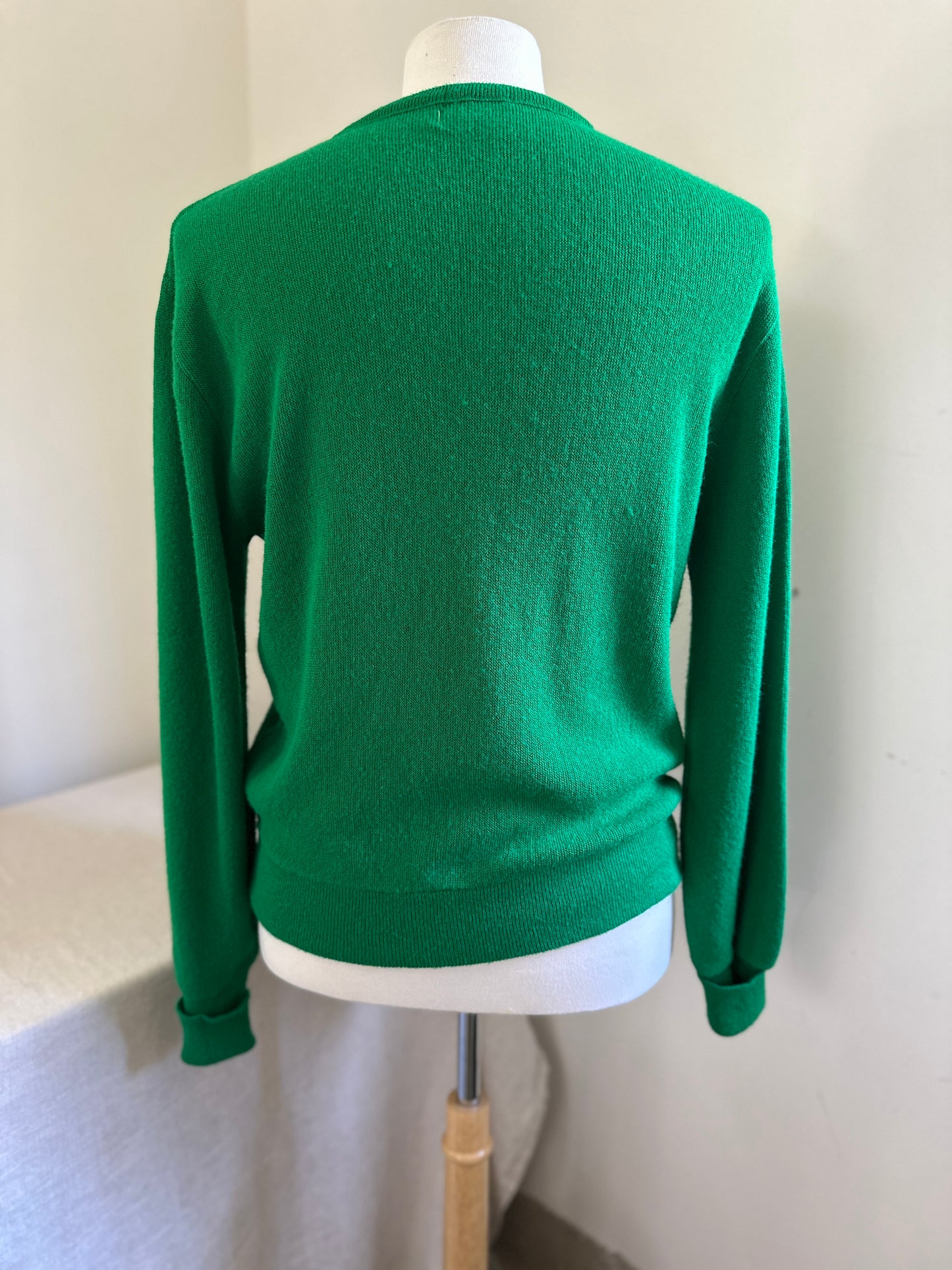 Vantage Kelly Green V-Neck Golf Sweater
