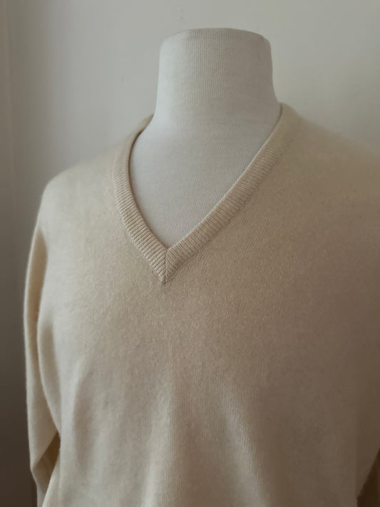 Jerry Magnin V-Neck Cashmere Cream Sweater