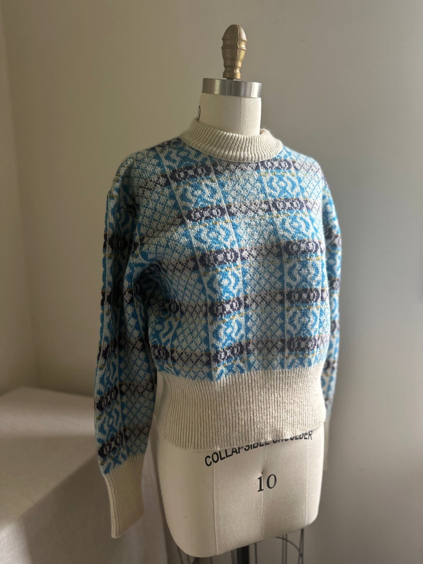 Barclay Blue Patterned Wool Cream Neck Sweater