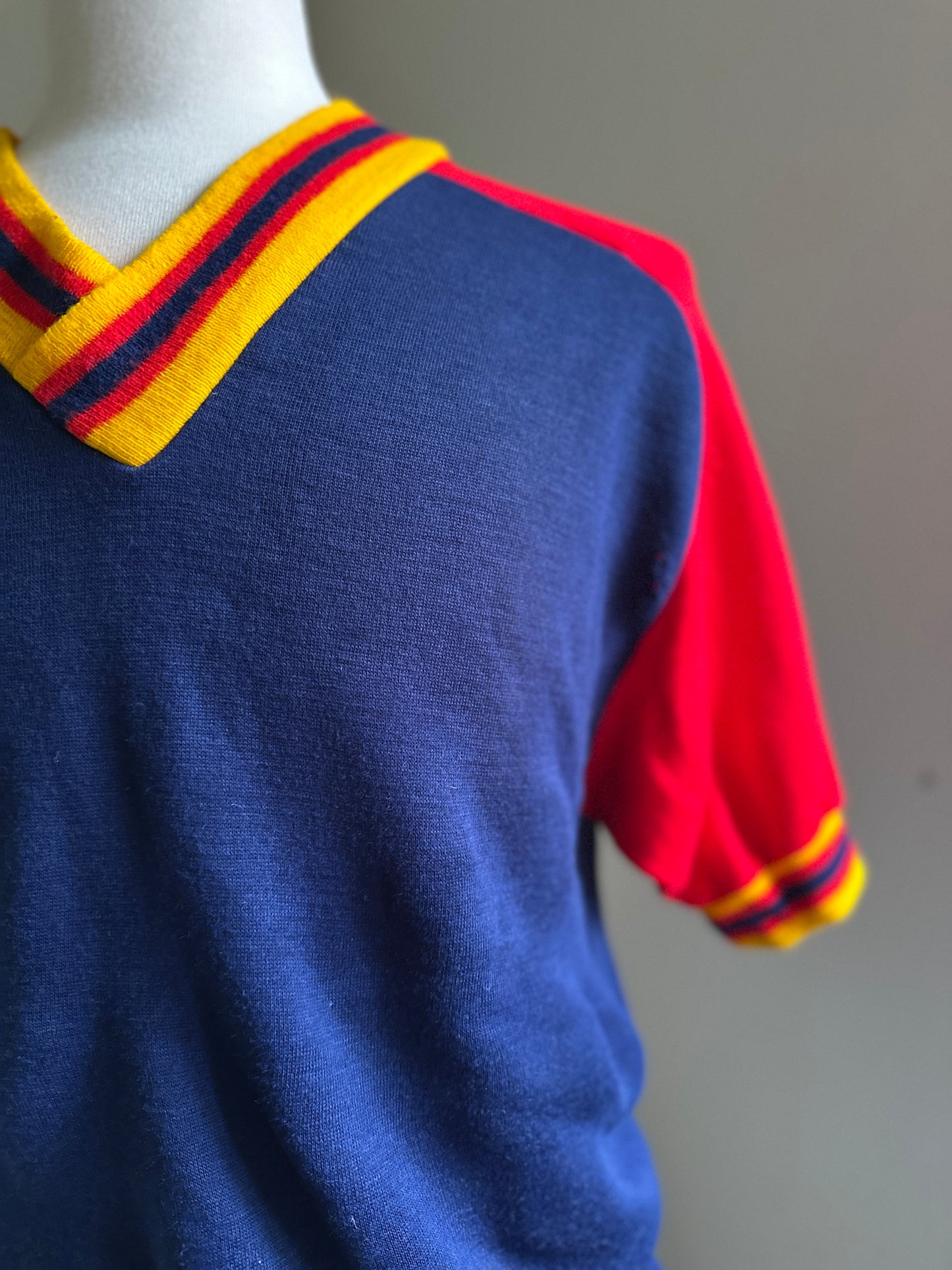 Blue and Red Short Sleeve V-Neck Sweatshirt